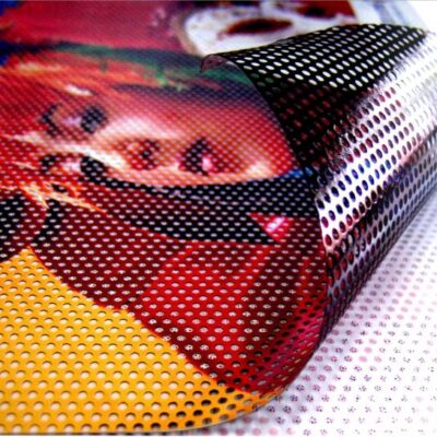 Adesivo vinil perfurado